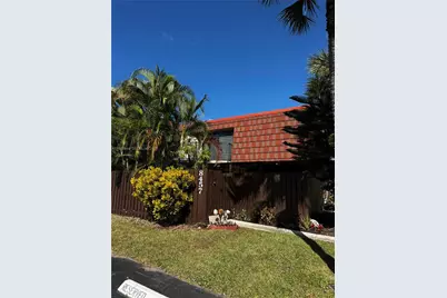 8457 Boca Rio Dr, Boca Raton, FL 33433 - Photo 3