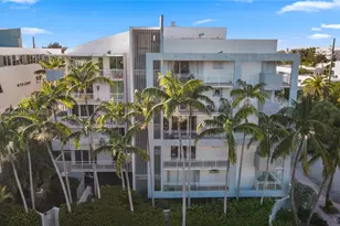 7832 Collins Ave, Miami Beach, FL 33141 - Photo 3