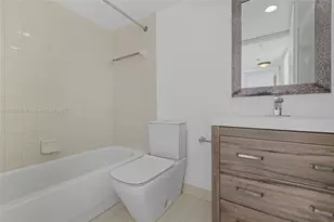 7832 Collins Ave, Miami Beach, FL 33141 - Photo 25