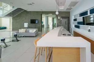 1900 N Bayshore Dr, Miami, FL 33132 - Photo 21