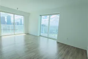 1900 N Bayshore Dr, Miami, FL 33132 - Photo 9