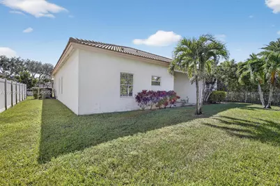 17061 NW 17th St, Pembroke Pines, FL 33028 - Photo 41