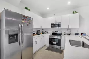 12859 SW 243rd Terrace, Homestead, FL 33032 - Photo 5