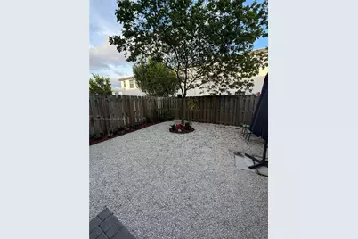 28701 SW 132nd Pl, Homestead, FL 33033 - Photo 17