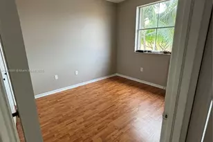 8451 NW 138th St, Miami Lakes, FL 33016 - Photo 9