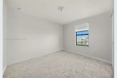 3142 Poinciana St, Lauderdale Lakes, FL 33311 - Photo 13