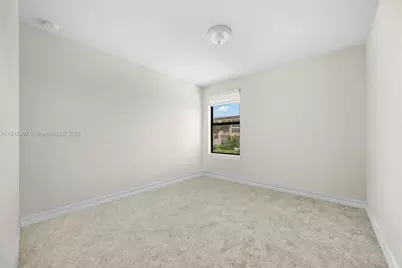 3142 Poinciana St, Lauderdale Lakes, FL 33311 - Photo 11