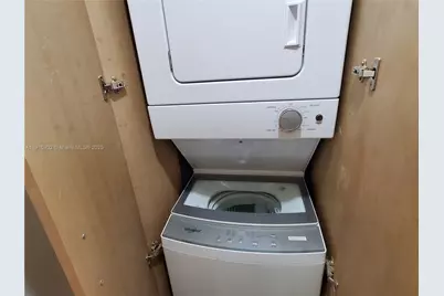 10275 Collins Ave #523, Bal Harbour, FL 33154 - Photo 7