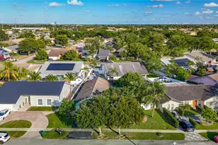 2321 NW 102nd Way, Pembroke Pines, FL 33026 - Photo 33