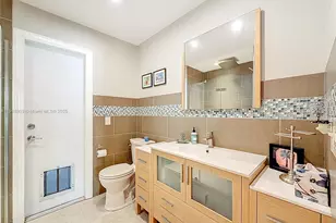 2321 NW 102nd Way, Pembroke Pines, FL 33026 - Photo 21