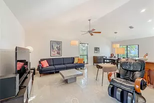 2321 NW 102nd Way, Pembroke Pines, FL 33026 - Photo 5