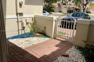 10159 NW 43rd Terrace, Doral, FL 33178 - Photo 3