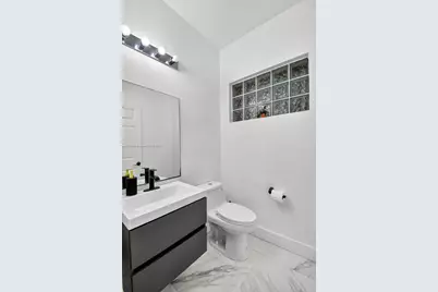 1579 Briar Oak Dr, Royal Palm Beach, FL 33411 - Photo 17