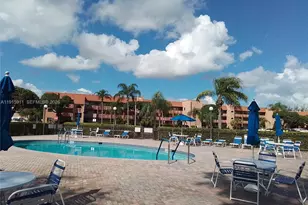 9581 Sunrise Lakes Blvd, Sunrise, FL 33322 - Photo 7