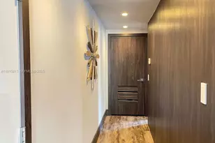 610 8th St, Miami Beach, FL 33139 - Photo 11