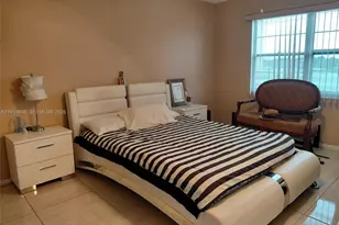 13001 SW 11th Ct, Pembroke Pines, FL 33027 - Photo 19