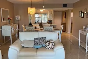 13001 SW 11th Ct, Pembroke Pines, FL 33027 - Photo 17