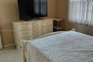 13001 SW 11th Ct, Pembroke Pines, FL 33027 - Photo 31