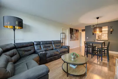 3149 Riverside Dr #B-202, Coral Springs, FL 33065 - Photo 7