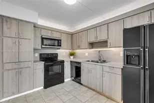 16193 Saddle Club Rd, Weston, FL 33326 - Photo 7