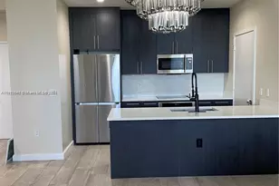 55 SW 9th St, Miami, FL 33130 - Photo 5