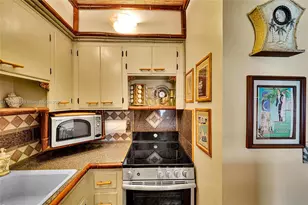 851 Atlantic Shores Blvd, Hallandale Beach, FL 33009 - Photo 13