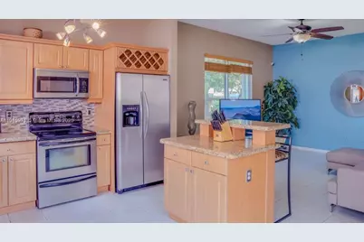1701 SE 17th Ave, Homestead, FL 33035 - Photo 11