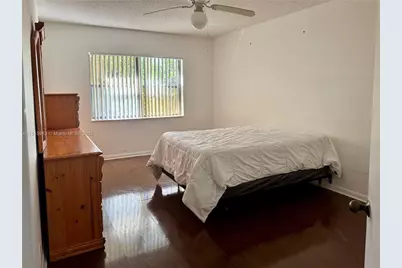 8290 Lake Dr #320, Doral, FL 33166 - Photo 7