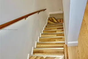 2079 W 54th Terrace, Hialeah, FL 33016 - Photo 27