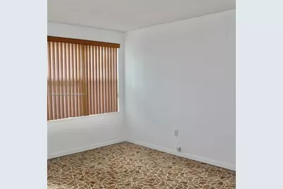 2079 W 54th Ter #29, Hialeah, FL 33016 - Photo 23