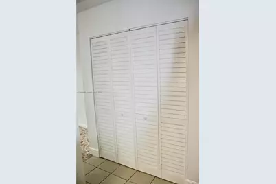 2079 W 54th Ter #29, Hialeah, FL 33016 - Photo 19