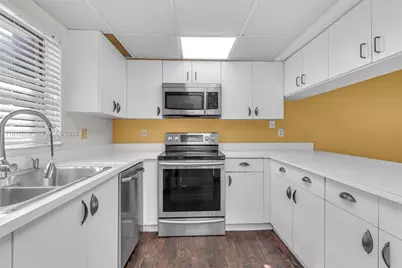 14289 SW 94th Cir Ln #101, Miami, FL 33186 - Photo 5