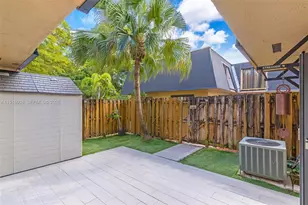 14289 SW 94th Cir Ln, Miami, FL 33186 - Photo 23