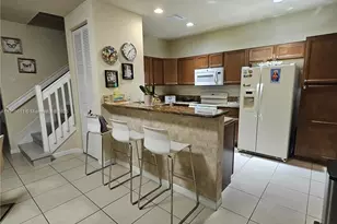 9572 SW 169th Pl, Miami, FL 33196 - Photo 3