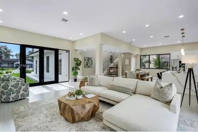 12061 NW 26th St, Plantation, FL 33323 - Photo 13