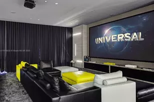 55 SW 9th St, Miami, FL 33130 - Photo 11