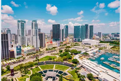 244 Biscayne Blvd #3703, Miami, FL 33132 - Photo 19