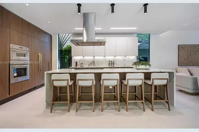 3670 Avocado Ave, Miami, FL 33133 - Photo 15