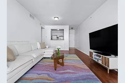 900 SW 8th St #1208, Miami, FL 33130 - Photo 7