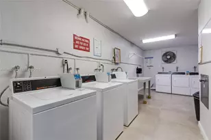 7887 Golf Cir Dr, Margate, FL 33063 - Photo 15