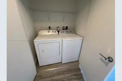 999 SW 1st Ave #1508, Miami, FL 33130 - Photo 23