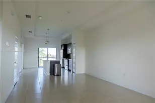 8039 NW 104th Ave, Doral, FL 33178 - Photo 7