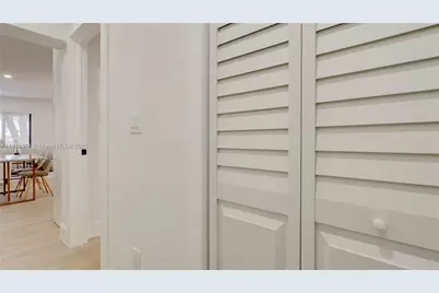 2736 NW 21st Ave, Oakland Park, FL 33311 - Photo 19