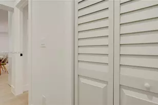 2736 NW 21st Ave, Oakland Park, FL 33311 - Photo 19