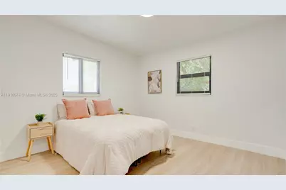 2736 NW 21st Ave, Oakland Park, FL 33311 - Photo 25