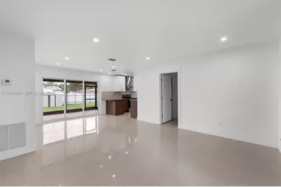 3150 SW 39th Ave, West Park, FL 33023 - Photo 9