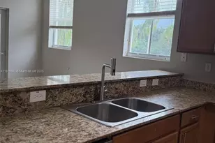 8899 NW 107 Ct, Doral, FL 33178 - Photo 5
