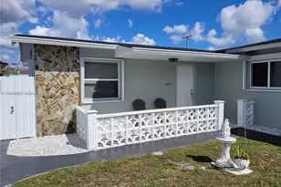 637 W 31st St, Hialeah, FL 33012 - Photo 1