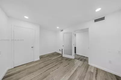 7550 W 2nd Ct, Hialeah, FL 33014 - Photo 29