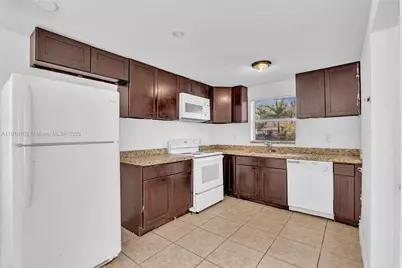 2800 NW 6th Ct, Fort Lauderdale, FL 33311 - Photo 23